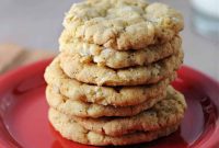 Golden Crispy-Chewy Oatmeal Coconut Delights