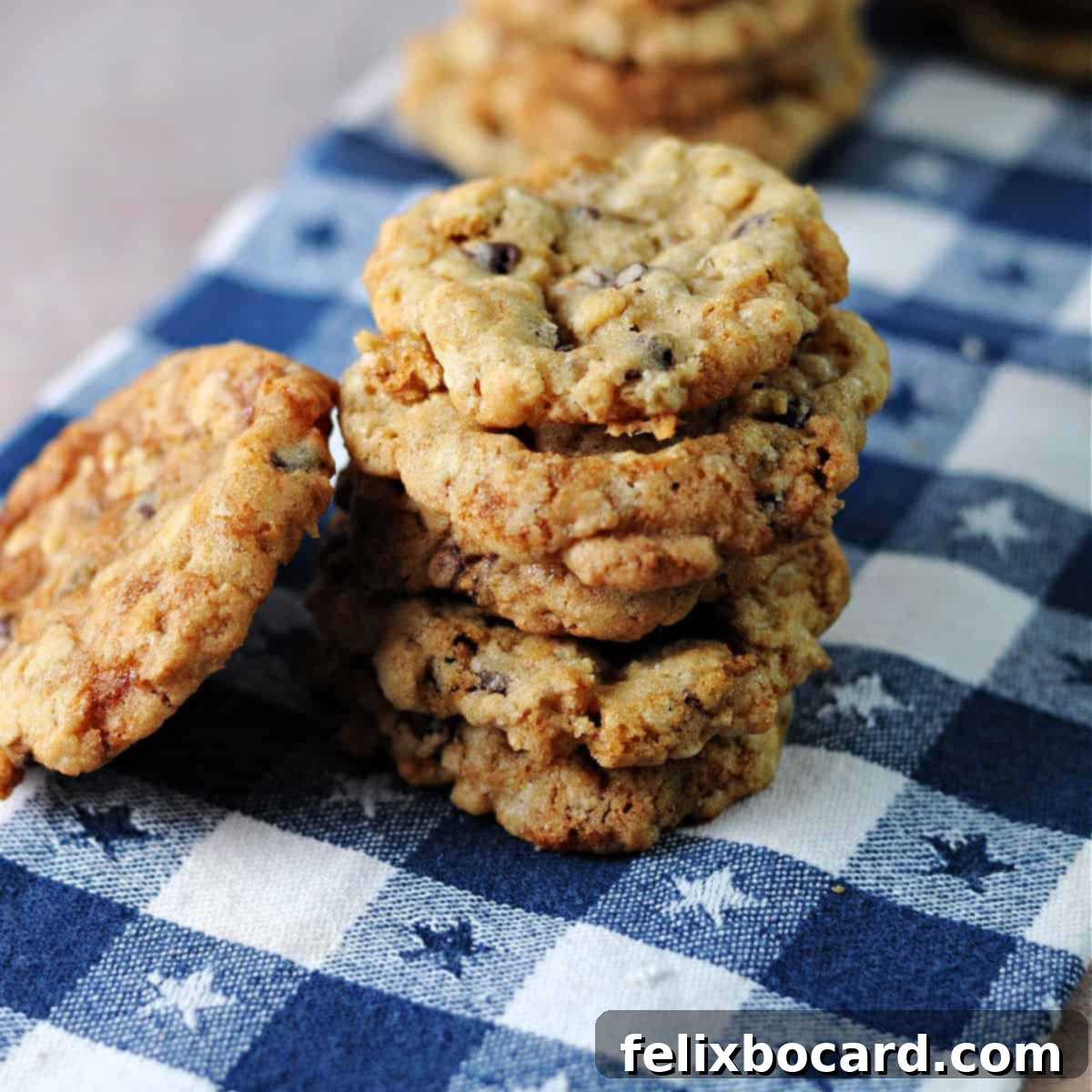 Chocolate Chip Cookies with a Crispy Secret 1 featured 15352