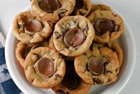 Molten Rolo Chocolate Chip Cookie Cups