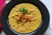 Hearty Spiced Tomato and Chickpea Soup