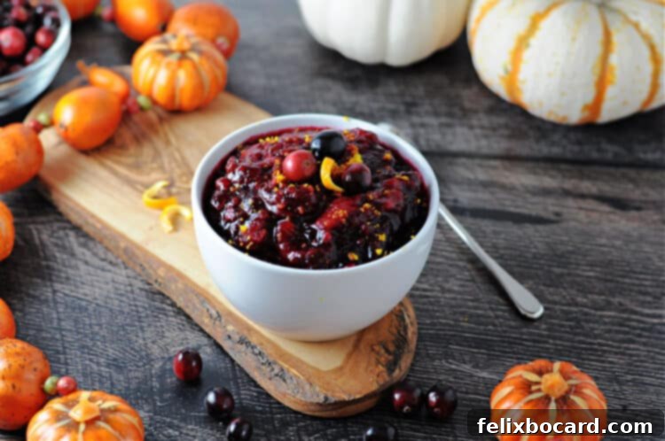 Low-Carb Cranberry Delight 4 keto cranberry sauce in a white bowl