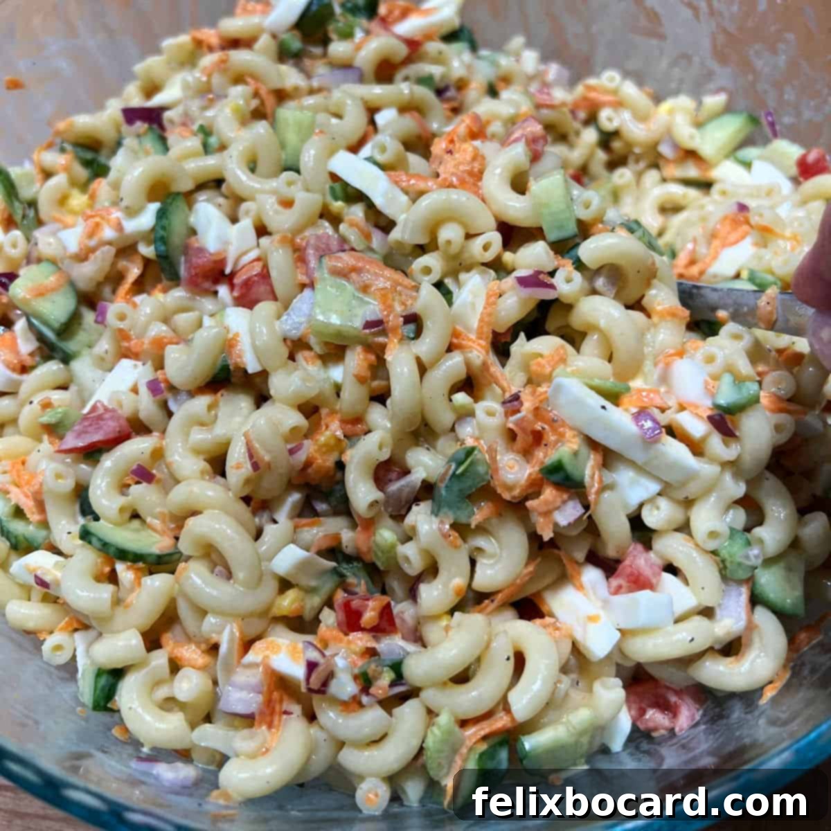 Irresistibly Sweet Macaroni Salad 7 close up of sweet and creamy macaroni salad