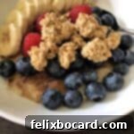 Creamy Almond Milk Stovetop Oats 6 A delicious bowl of oatmeal, perfect for a hearty and healthy breakfast.