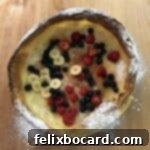 Fruit filling in the Dutch baby